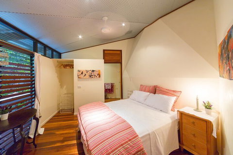 The Dome House - Accommodation Perth 3