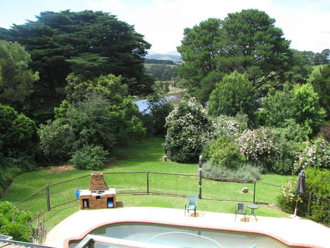 Leafield Cottages - Perth Resorts 1
