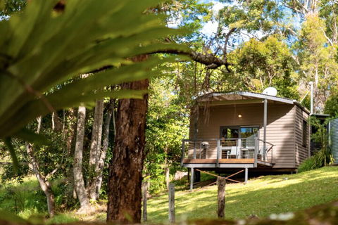 Whispering Valley Cottage Retreat - Accommodation Perth 1