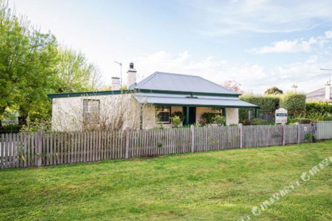 Georgies Cottage - Accommodation Perth 0