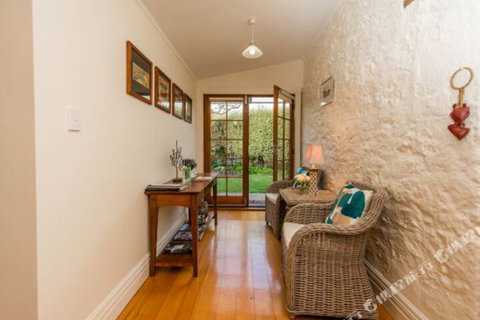 Georgies Cottage - Accommodation Perth 7