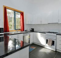 Hill Top Retreat - Perth Resorts
