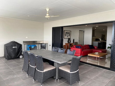 Cooktown Harbour View Luxury Apartments - Accommodation Perth 3