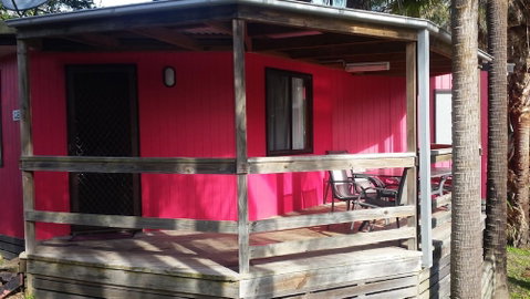 Smugglers Cove Holiday Village - Accommodation Perth 0