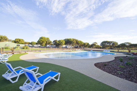 BIG4 Breeze Holiday Park â€“ Port Hughes - Accommodation Perth 1