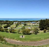 Surfside Holiday Park - Accommodation Perth