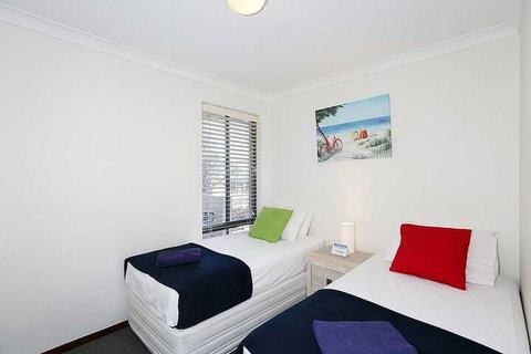 Scarborough Beach Front Resort Shell 4 - Accommodation Perth 6