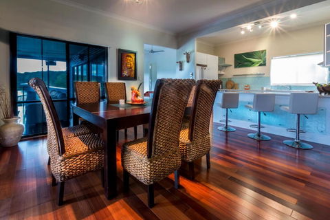 The Mountain View Retreat - Perth Resorts 6