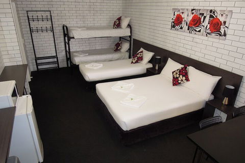 Jackaroo Apartments - Accommodation Perth 1