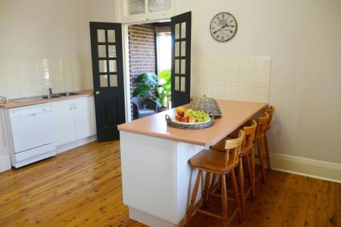 The Bank B & B West Wyalong - Perth Resorts 0