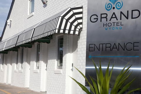Grand Hotel Wyong - Perth Resorts 0