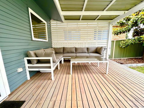 Hayes Beach House Jervis Bay Pet Friendly Award Winner Fireplace - Accommodation Perth 4