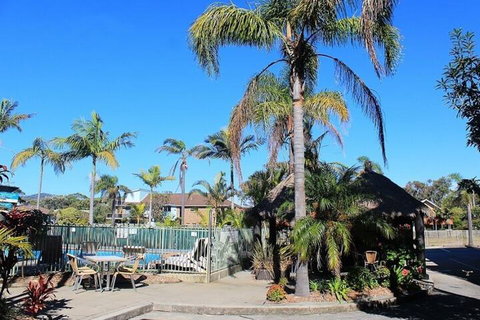 Ocean Side Hawks Nest - Accommodation Perth 5