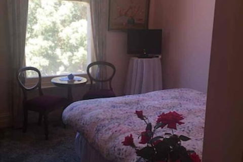 Highton Manor - Accommodation Perth 2