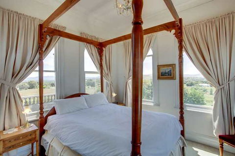 Highton Manor - Accommodation Perth 6