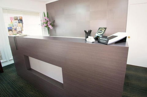 A-line Motel - Accommodation Perth 2