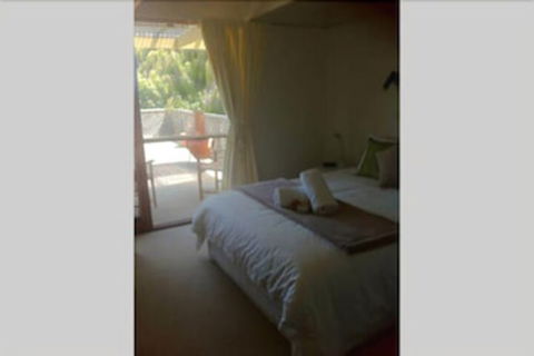 The Shelter B&B - Accommodation Perth 0