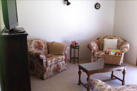 The Shelter B&B - Accommodation Perth 2