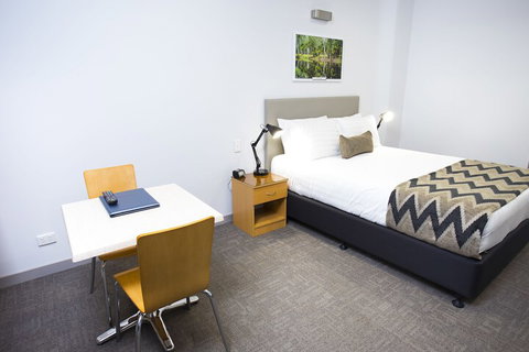 Altitude Motel Apartments - Accommodation Perth 7