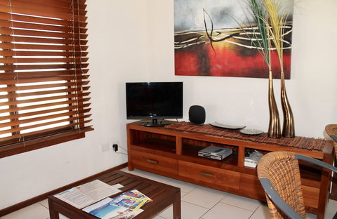 Wildsights Beach Units - Accommodation Perth 2