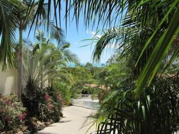 Reefside Villas - Accommodation Perth 0