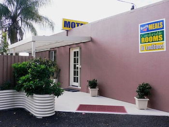 Chinchilla Motel - Accommodation Perth 0