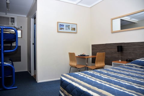Chinchilla Motel - Accommodation Perth 3
