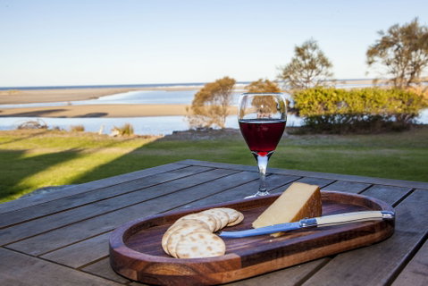 Pelican Sands Scamander - Accommodation Perth 3