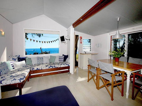 Sea Shanties - Accommodation Perth 1