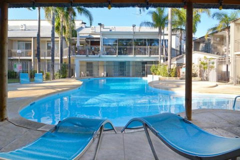 Mandurah Motel And Apartments - Accommodation Perth 2