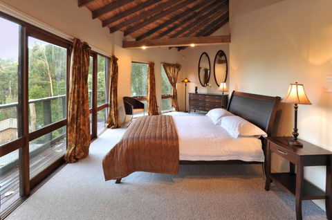 Risehill House - Accommodation Perth 1