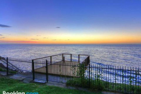 Dolphins At Sunset - Accommodation Perth 7