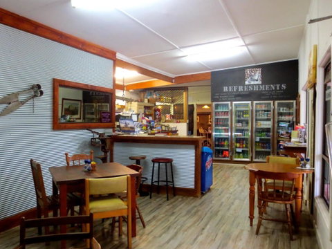 Willalooka Tavern - Perth Resorts 1
