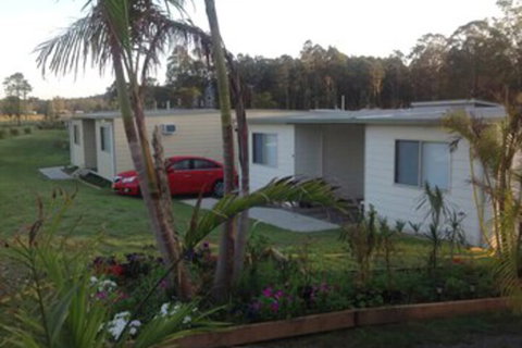 Australian Motor Homes Tourist Park - Accommodation Perth 1