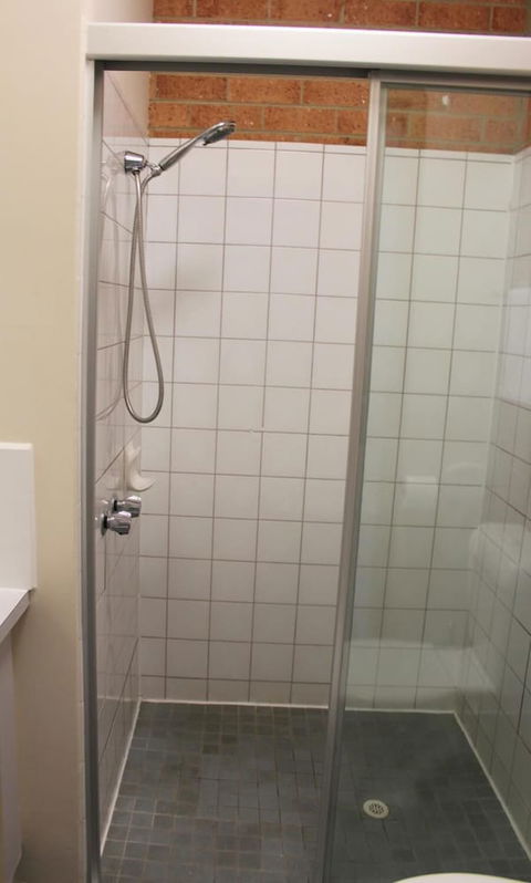 Cranbourne Motor Inn - Perth Resorts 3