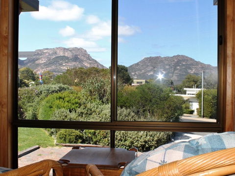 Hazards House - Accommodation Perth 6