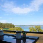 CHILL OUT LAKESIDE At FORSTER - Perth Resorts 0