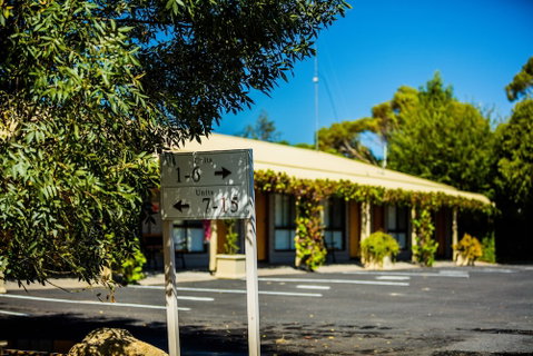 Country Roads Motor Inn Naracoorte - Accommodation Perth 0