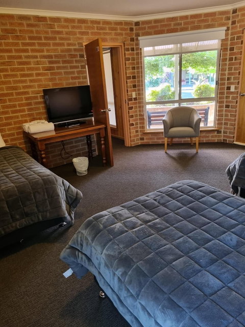 Country Roads Motor Inn Naracoorte - Accommodation Perth 4