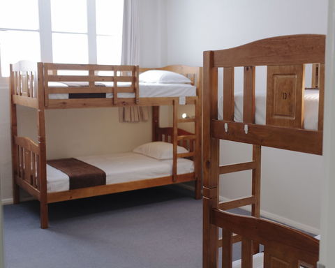 Mad Monkey Backpackers On Broadway - Adults Only - Perth Resorts 6