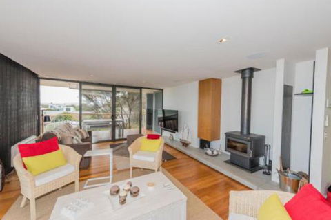 Cocktails With A View - Accommodation Perth 1
