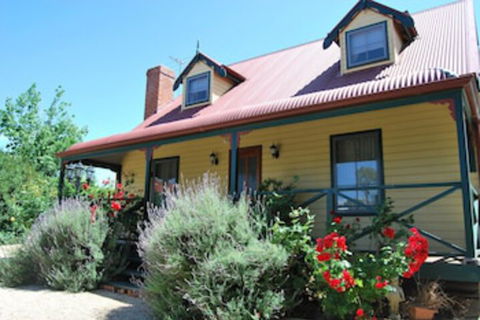 Memory Lane - Perth Resorts 0