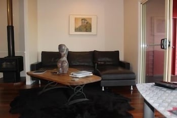 Flame Hill Vineyard - Accommodation Perth 5