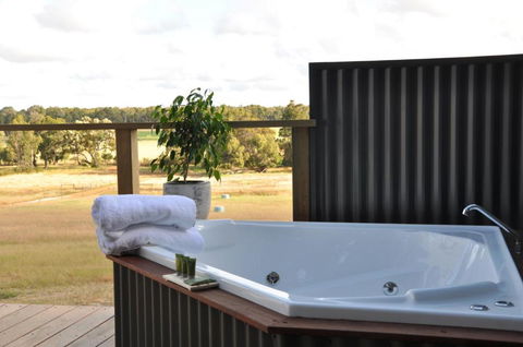 Mile End Glamping Pty Ltd - Perth Resorts 5