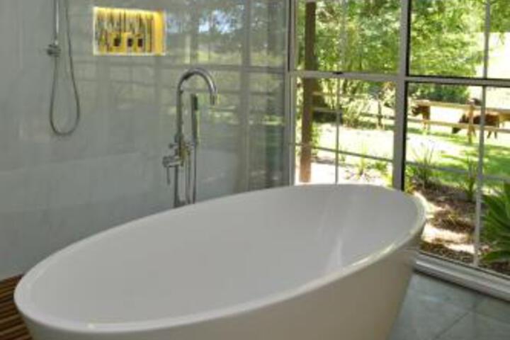 Belanglo NSW Perth Resorts