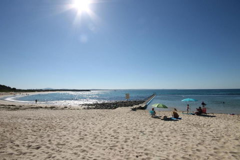 CHILL OUT BEACHSIDE At FORSTER - Perth Resorts 6