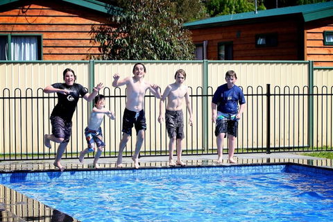 Riverglen Holiday Park - Accommodation Perth 0