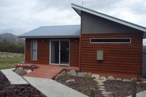 Yakkalla Holiday Cottage - Accommodation Perth 1