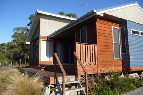 Yakkalla Holiday Cottage - Accommodation Perth 3