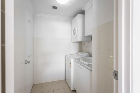 Nautilus By Rockingham Apartments - Accommodation Perth 2